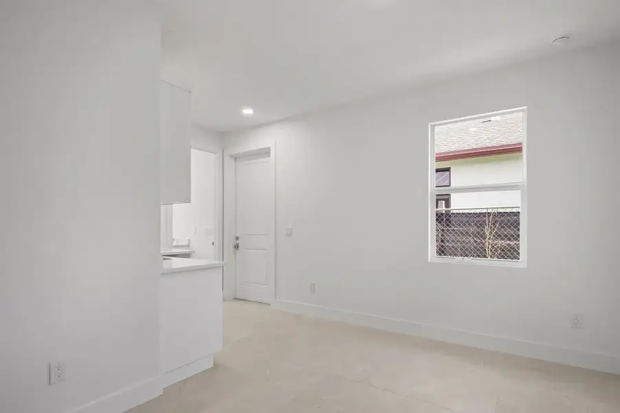 4606 Hibiscus - MLS - 020