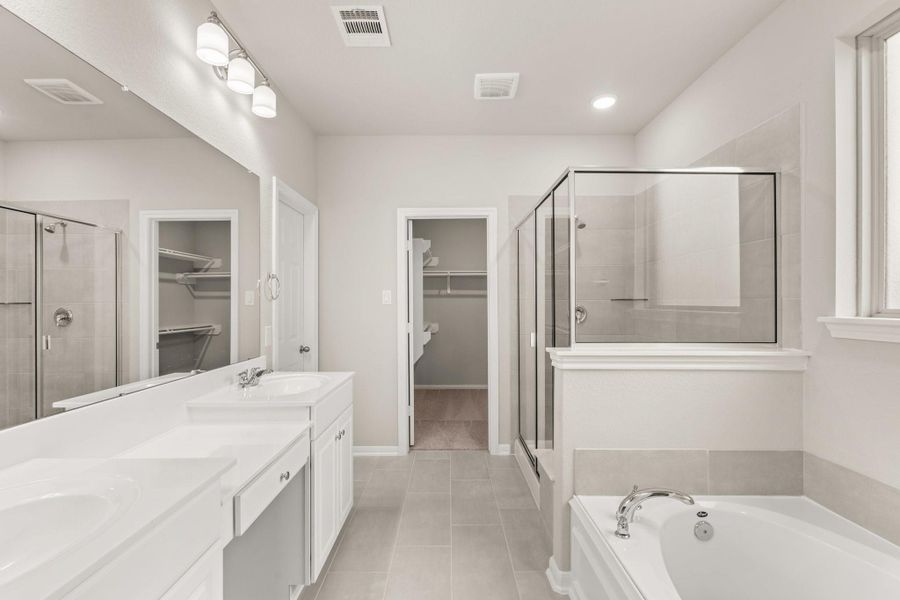 Note: Sample product photo. Actual exterior and interior selections may vary by homesite. Photo may be virtually staged