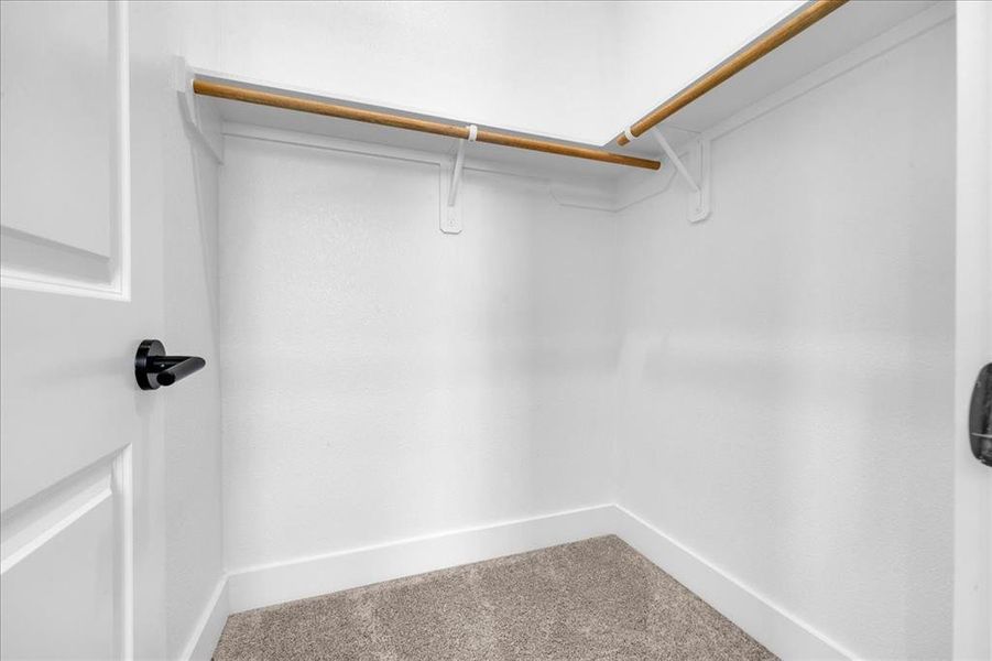 Spacious, unfurnished interior of a new home in , Fort Worth (Image 26).