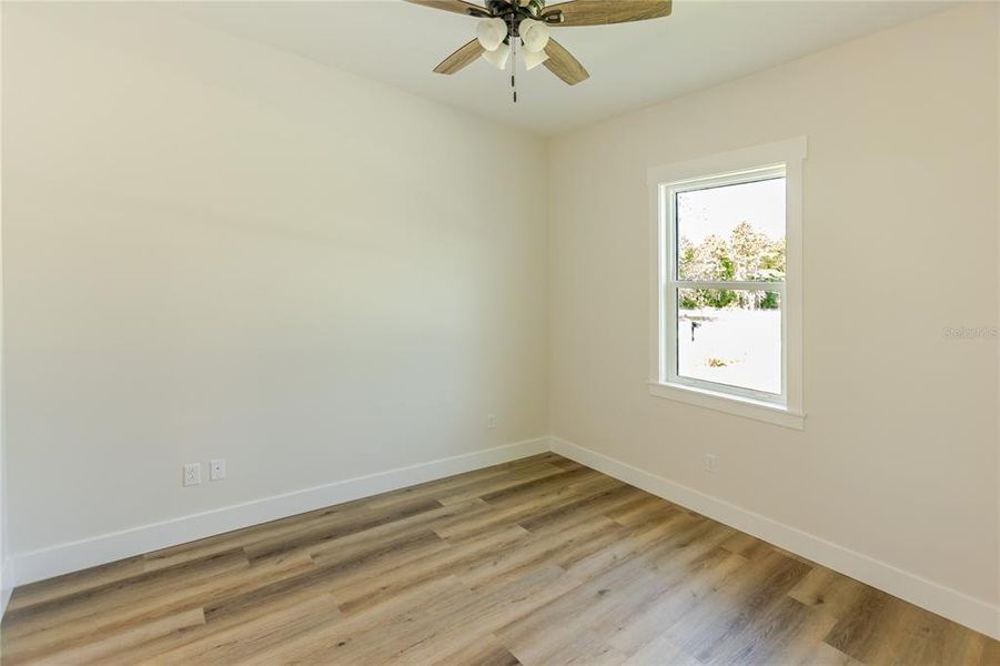 Spacious, unfurnished interior of a new home in , Weeki Wachee (Image 64).
