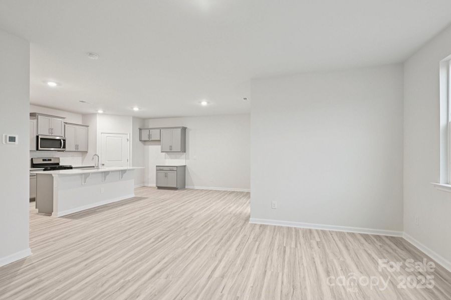 Spacious, unfurnished interior of a new home in Laurelbrook, Sherrills Ford (Image 18).