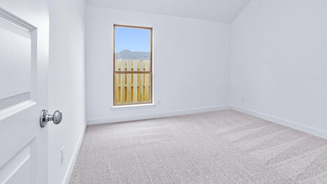 Spacious, unfurnished interior of a new home in COLTON, Todd Mission (Image 17).