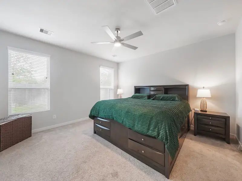 Furnished interior view inside a new home in Winfield Lakes, Fresno (Image 9).