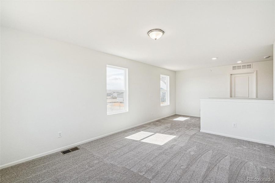 Spacious, unfurnished interior of a new home in , Commerce City (Image 15).