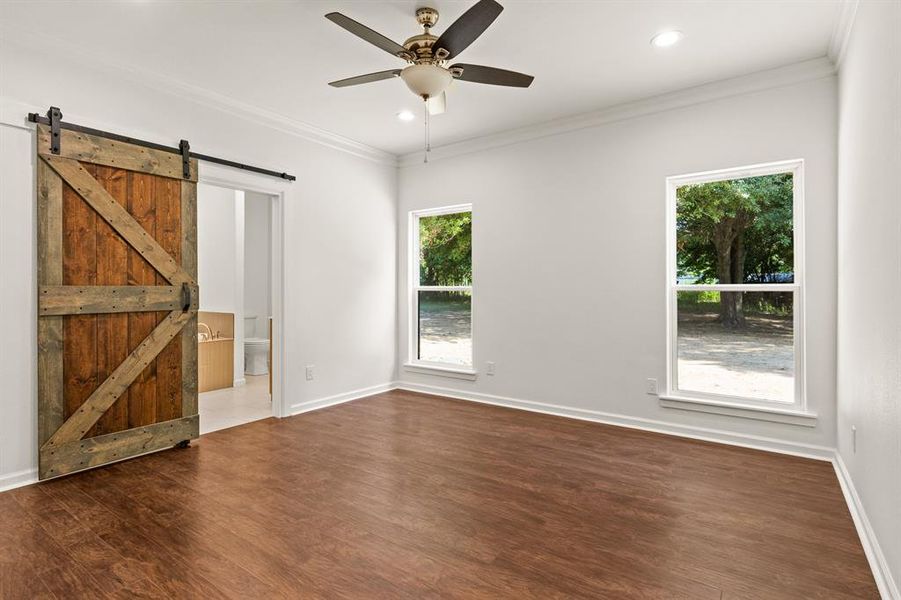 Spacious, unfurnished interior of a new home in , Mount Vernon (Image 31).