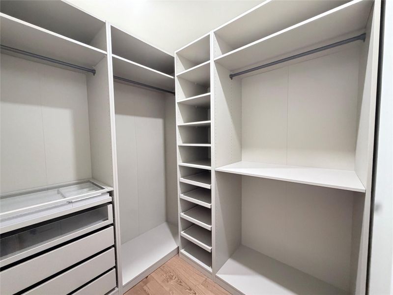 Bedroom 5 closet