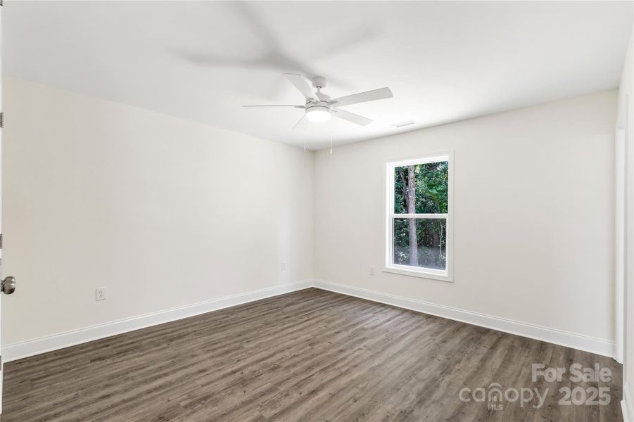 Spacious, unfurnished interior of a new home in , Clover (Image 12).