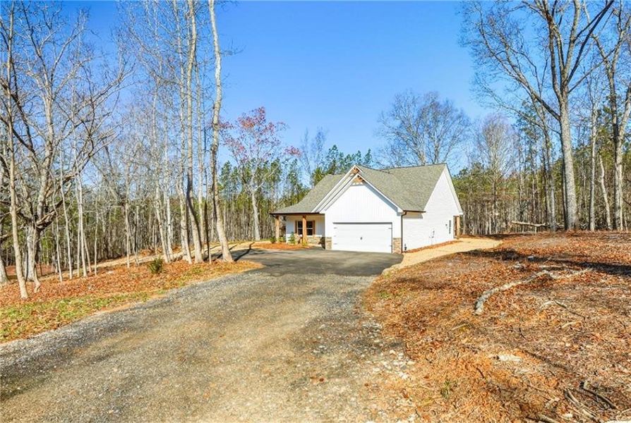 Image 31 of a home in . Image 31 of a home in .