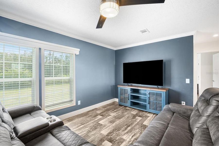 Image 25 of a home in .