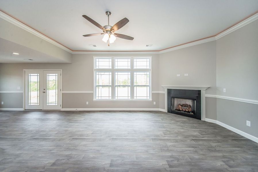 Representative unfurnished interior of a home built from the Beaumont by Enchanted Homes in Ballentine Ridge, Lyman (Image 38).