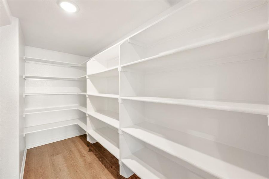 Spacious, unfurnished interior of a new home in Creekview Meadows, Pilot Point (Image 21).