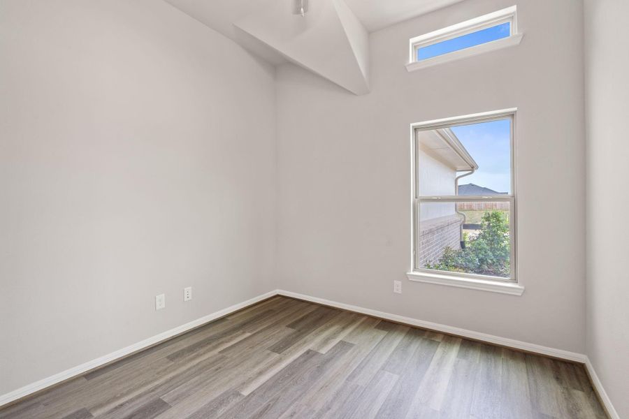 Spacious, unfurnished interior of a new home in Jubilee, Hockley (Image 27).