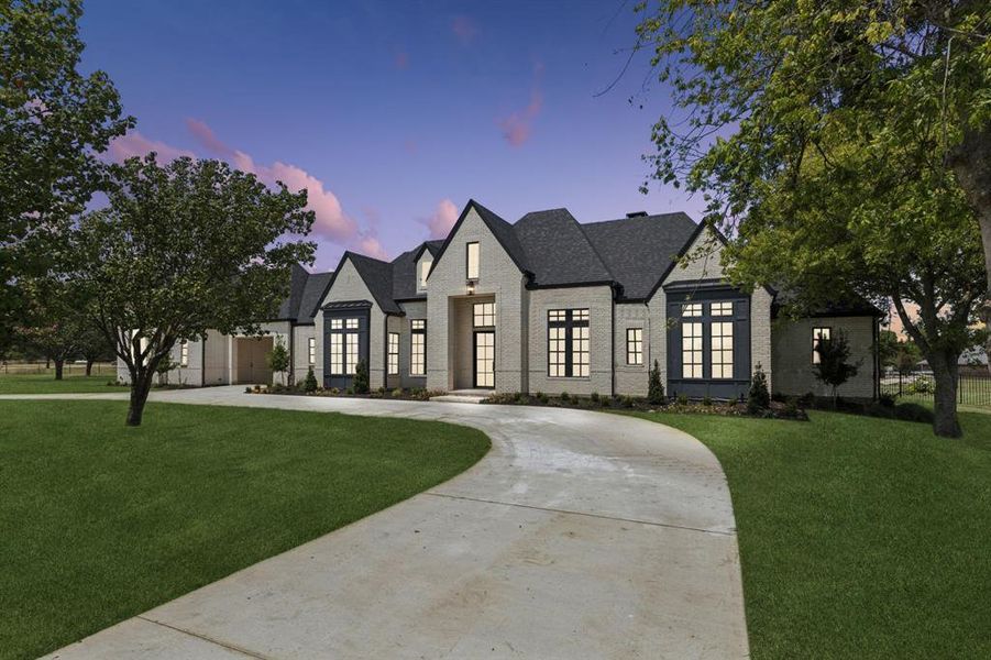 Stunning new construction in sought-after Lovejoy ISD where a private drive leads to peaceful isolation, yet minutes to city conveniences.