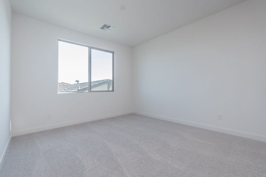 Spacious, unfurnished interior of a new home in Soleo, Queen Creek (Image 14).