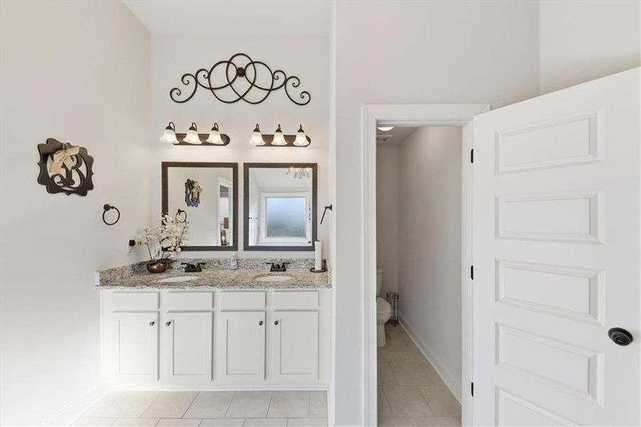 Furnished interior view inside a new home in Nine Oaks, Locust Grove (Image 40).