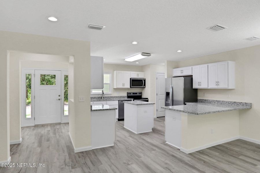 Furnished interior view inside a new home in , Middleburg (Image 15).