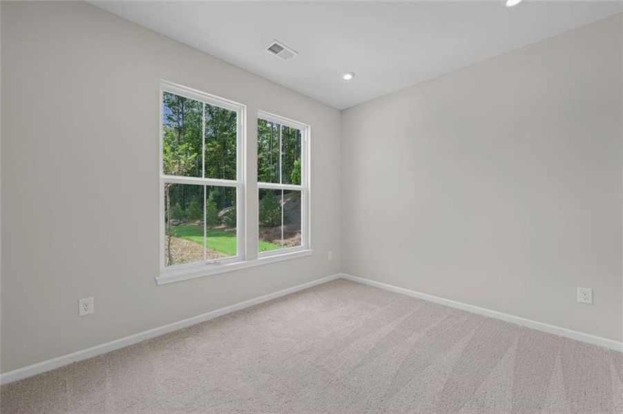 Spacious, unfurnished interior of a new home in Easton Park, Dallas (Image 31). Spacious, unfurnished interior of a new home in Easton Park, Dallas (Image 31).