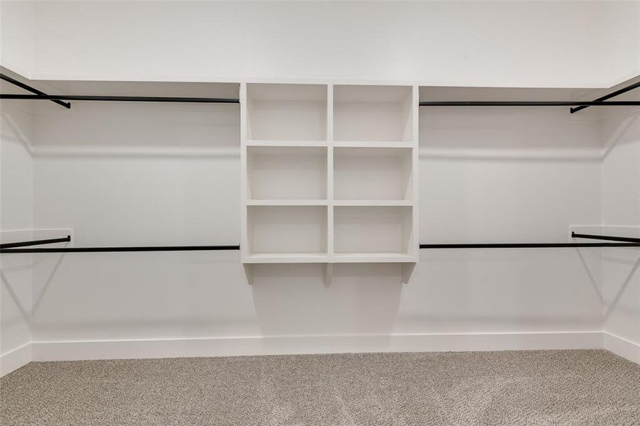 Image 32 of a home in Lincoln Pointe. Image 32 of a home in Lincoln Pointe.