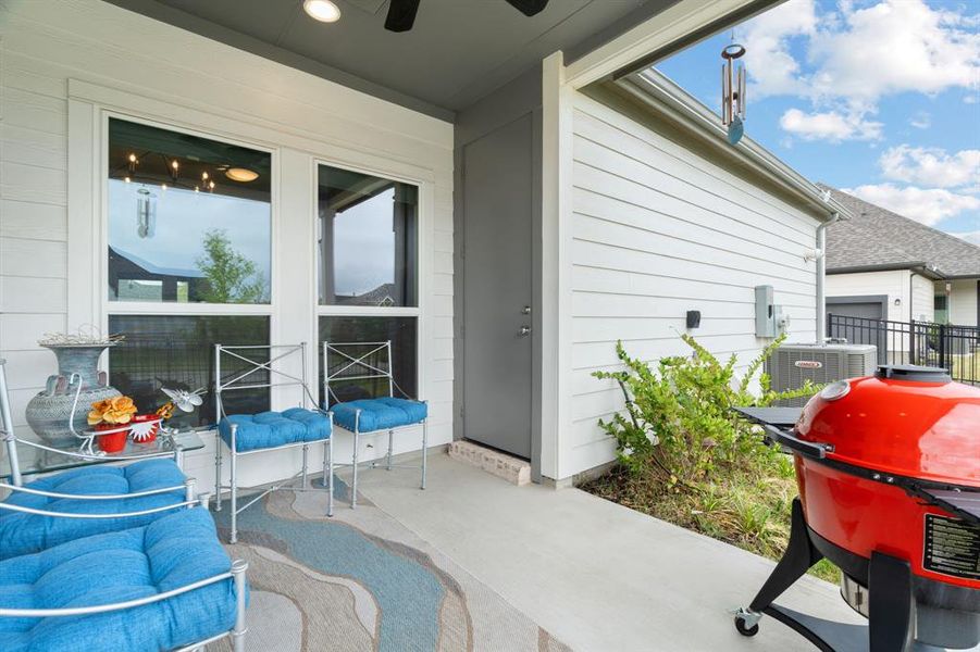 Exterior details and patio area of a home in , Fort Worth (Image 4).