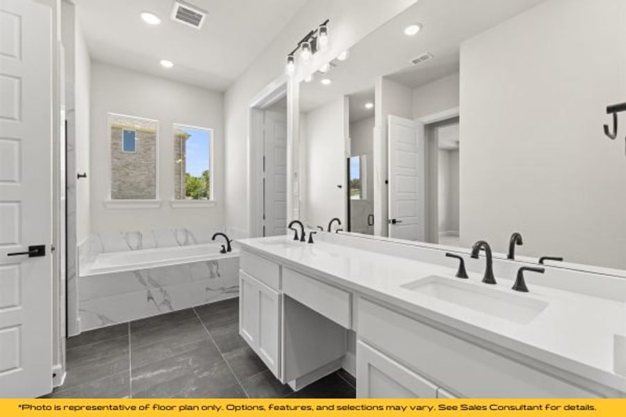 Representative furnished interior of a home built from the The Cayman by Stonefield Homes in The Highlands, Rockwall (Image 54).