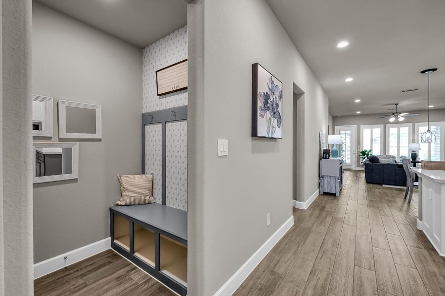 Image 37 of a home in Grand Central Park 45'.