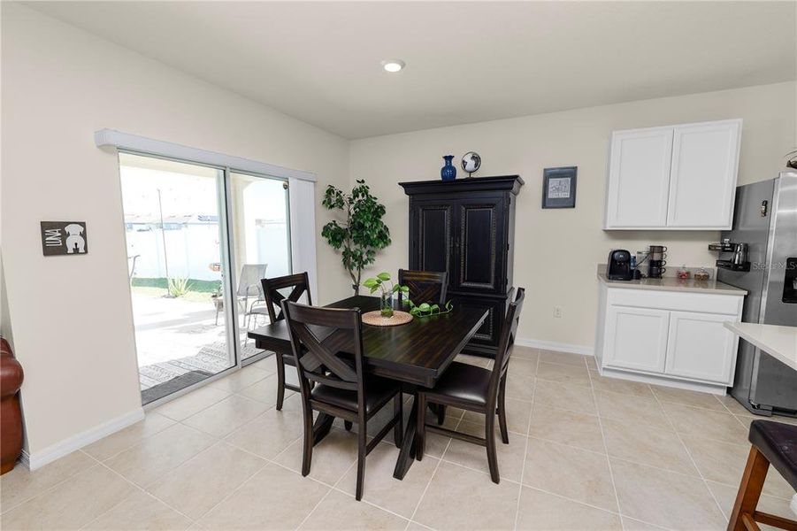 Furnished interior view inside a new home in , Bartow (Image 17).