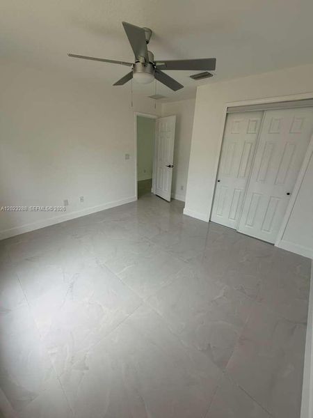 Spacious, unfurnished interior of a new home in , Vero Beach (Image 11).