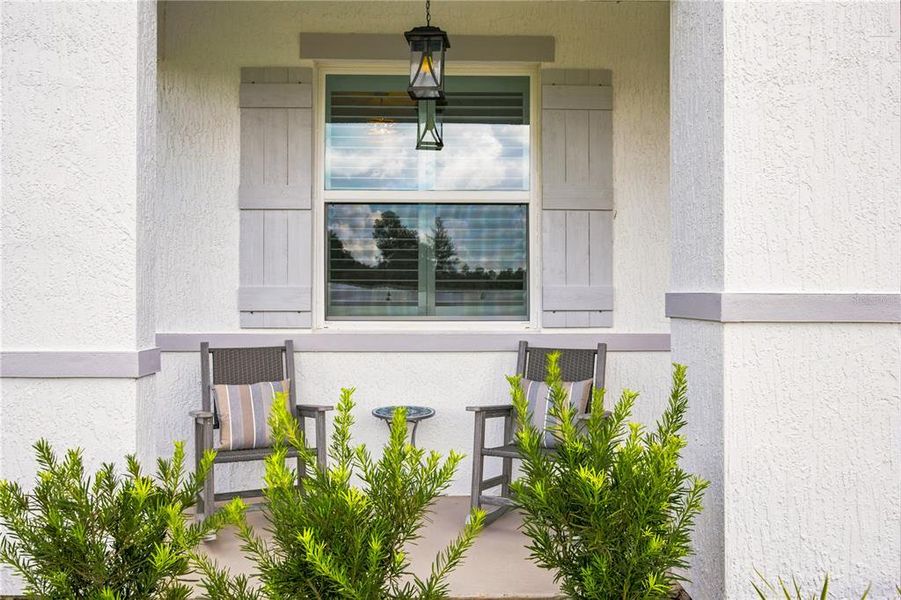 Exterior details and patio area of a home in Marion Oaks, Ocala (Image 27).
