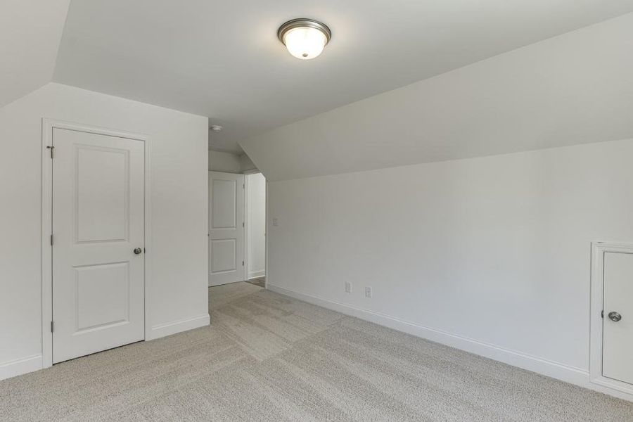 Spacious, unfurnished interior of a new home in , Commerce (Image 28).