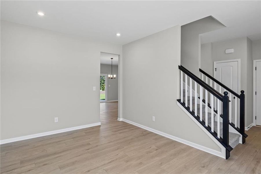 Spacious, unfurnished interior of a new home in Sage Woods, Dallas (Image 30). Spacious, unfurnished interior of a new home in Sage Woods, Dallas (Image 30).