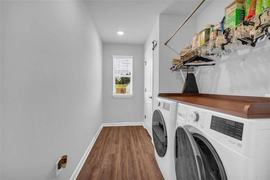 Furnished interior view inside a new home in , Homer (Image 39).