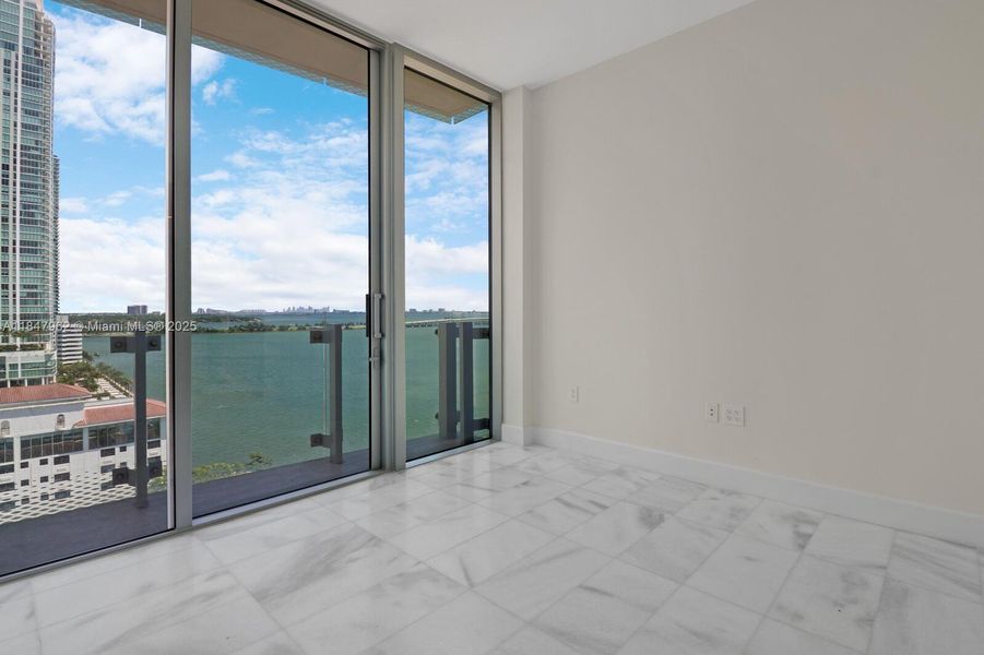 Image 55 of a home in .