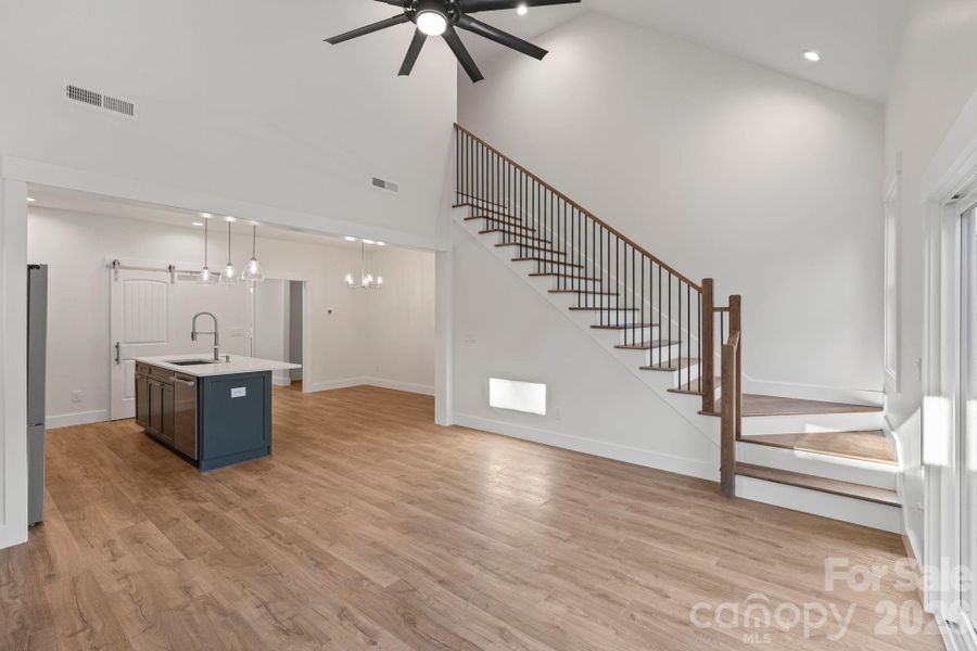 Spacious, unfurnished interior of a new home in , Hickory (Image 44).