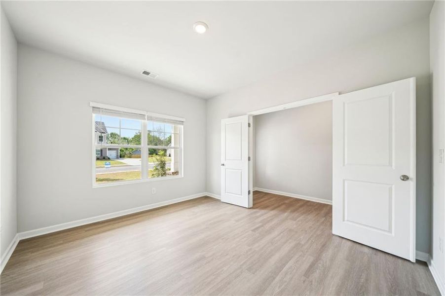 Spacious, unfurnished interior of a new home in Stephen's Landing, Loganville (Image 26).