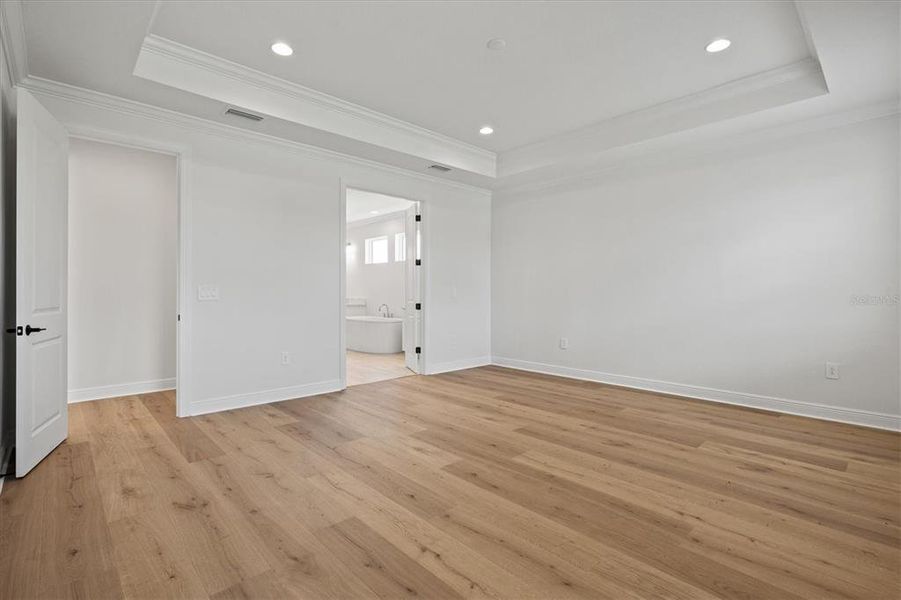 Spacious, unfurnished interior of a new home in Cassata Lakes, Nokomis (Image 50). Spacious, unfurnished interior of a new home in Cassata Lakes, Nokomis (Image 50).