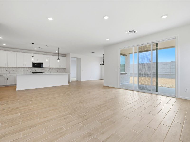Spacious, unfurnished interior of a new home in White Tank Foothills Signature Series, Waddell (Image 13). Spacious, unfurnished interior of a new home in White Tank Foothills Signature Series, Waddell (Image 13).