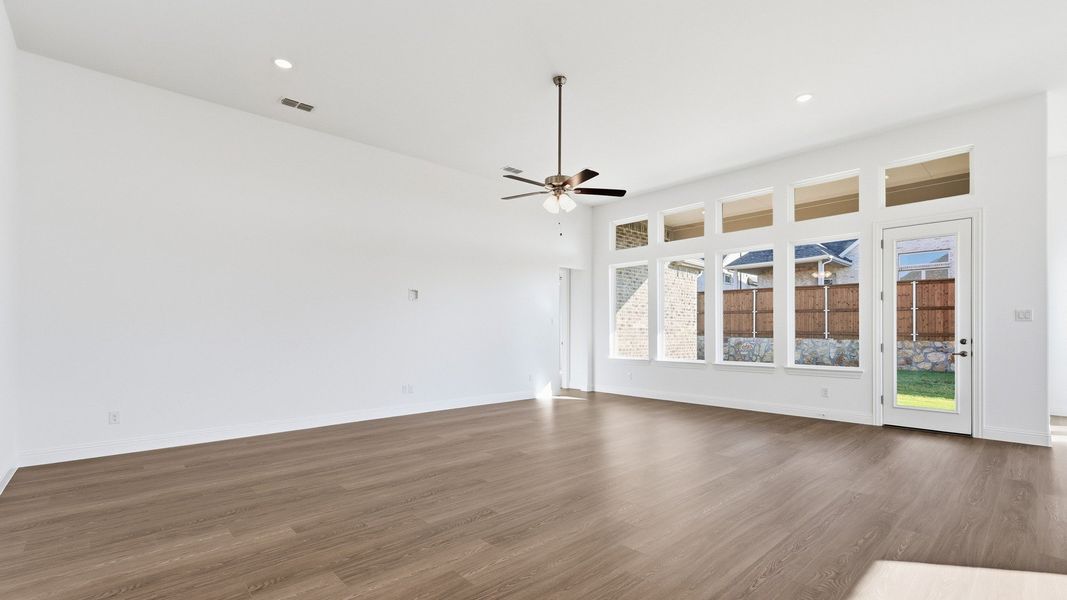 Furnished interior view inside a new home in Rio Vista at Kelly Ranch, Aledo (Image 19).