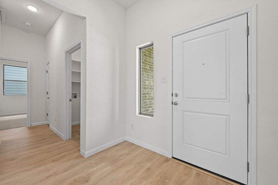 Spacious, unfurnished interior of a new home in Trinity Ranch, Elgin (Image 25). Spacious, unfurnished interior of a new home in Trinity Ranch, Elgin (Image 25).