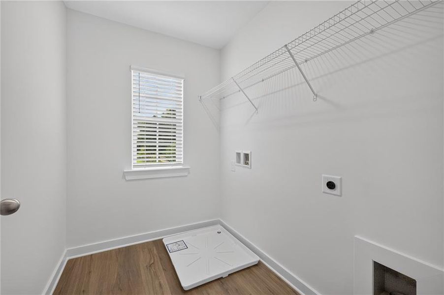 Spacious, unfurnished interior of a new home in Red Bird Manor, Jefferson (Image 17).