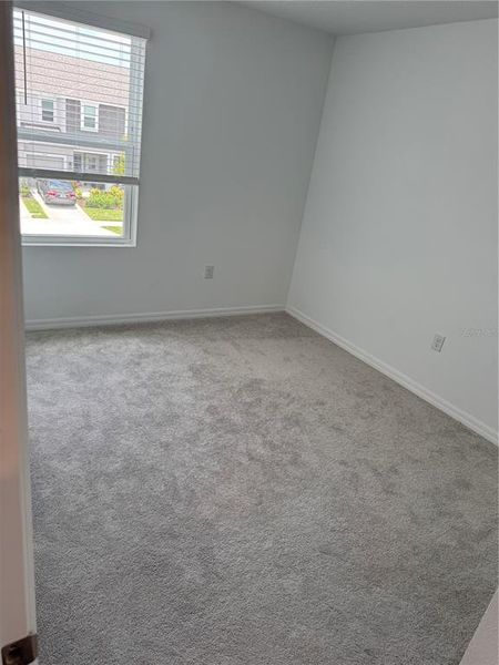 Spacious, unfurnished interior of a new home in , Sarasota (Image 16).