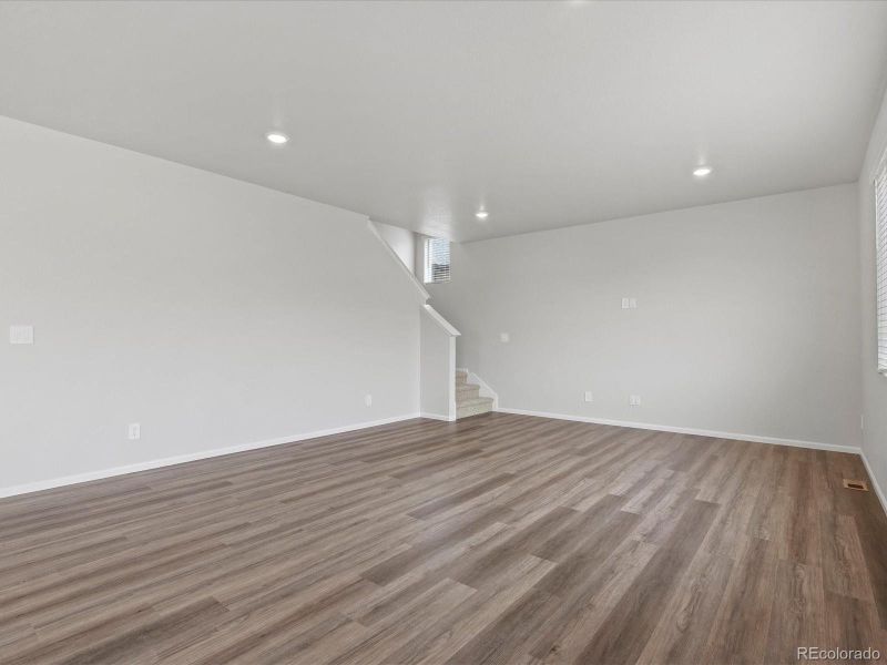 Spacious, unfurnished interior of a new home in Ridgeline Vista: The Flora Collection, Brighton (Image 25). Spacious, unfurnished interior of a new home in Ridgeline Vista: The Flora Collection, Brighton (Image 25).