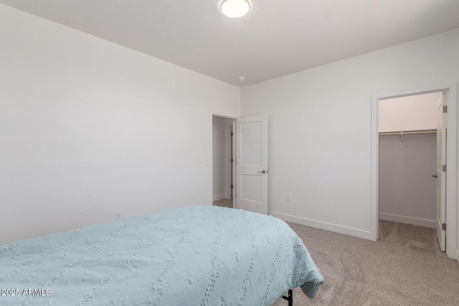 30 Sandstone Mountain 30 Sandstone Mountain