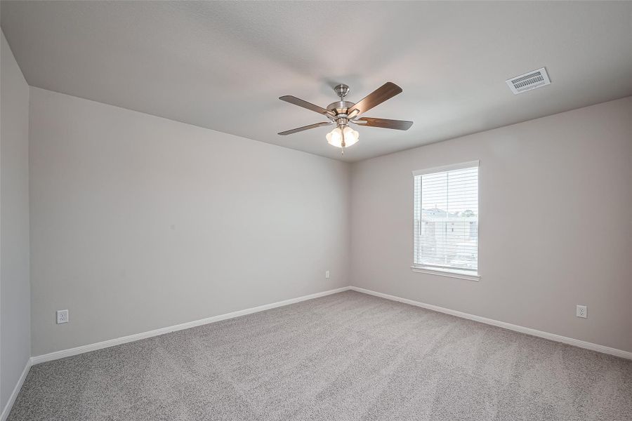 Spacious, unfurnished interior of a new home in River Ranch, Dayton (Image 28).