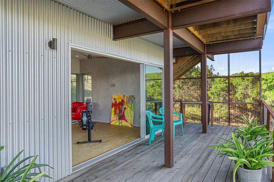 Exterior details and patio area of a home in , Burnet (Image 16).
