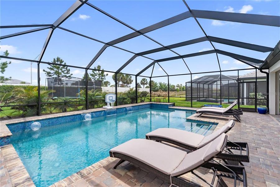 Exterior details and patio area of a home in , Bradenton (Image 24).
