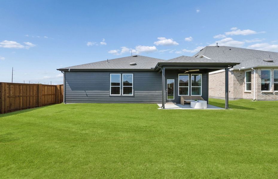 Representative exterior details of a home built from the Emory by Pulte Homes in Wilson Creek Meadows, Celina (Image 3).