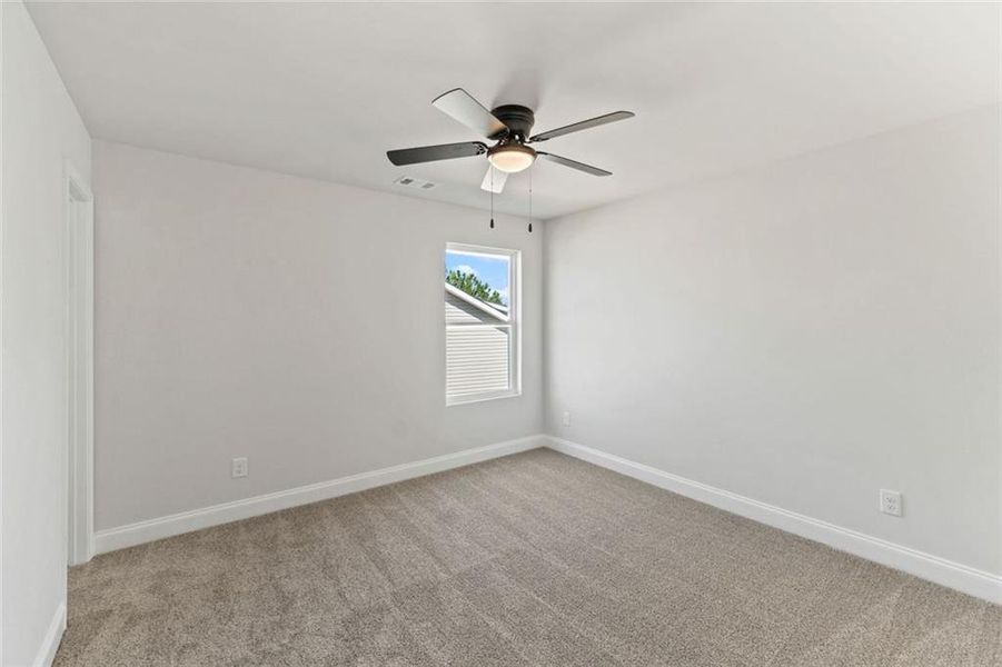 Spacious, unfurnished interior of a new home in , Alto (Image 15).