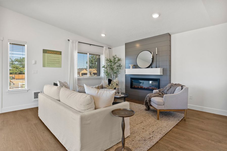 Furnished interior view inside a new home in Feather Ridge, Redmond (Image 14).