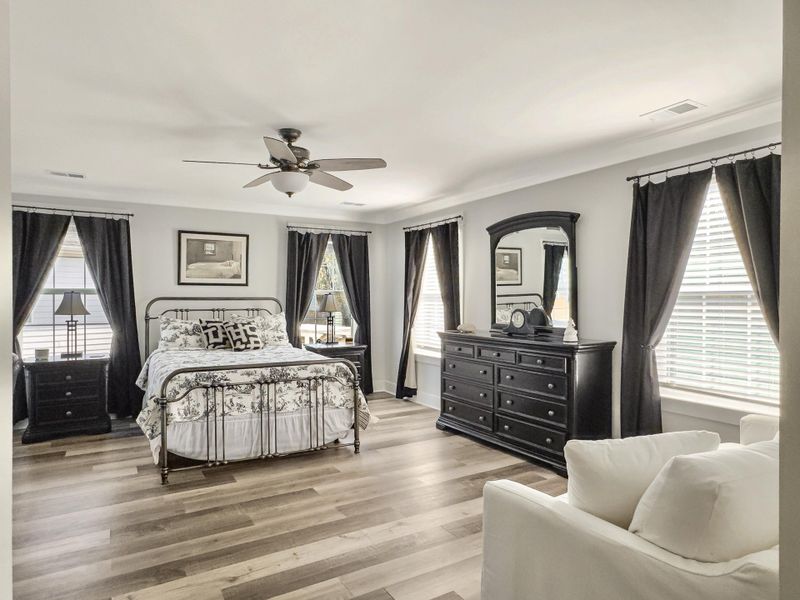 Furnished interior view inside a new home in Hewing Farms, Summerville (Image 36). Furnished interior view inside a new home in Hewing Farms, Summerville (Image 36).