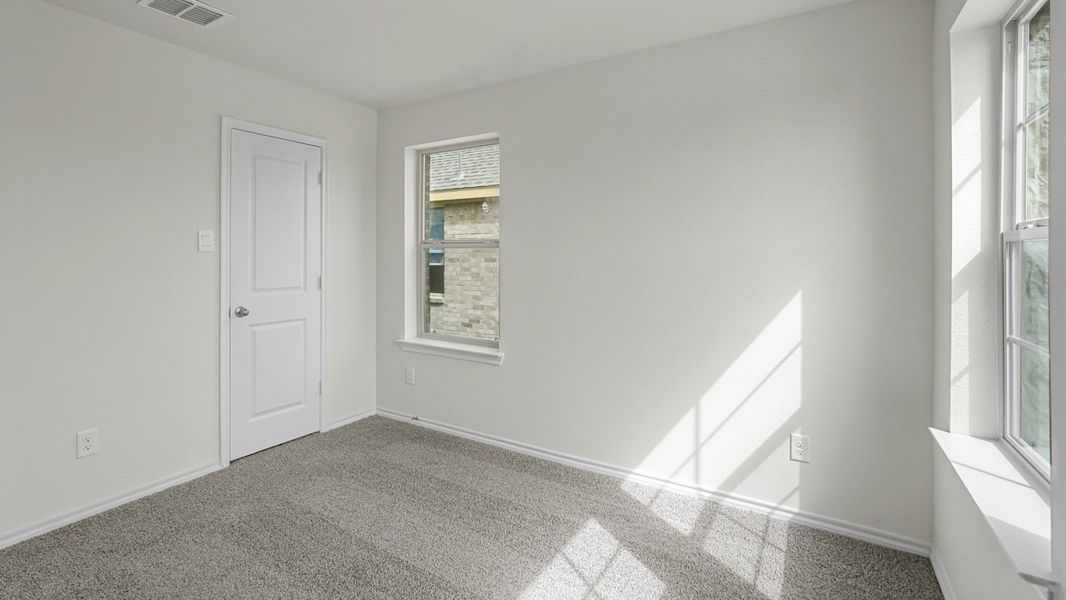 Spacious, unfurnished interior of a new home in Wildcat Ranch, Crandall (Image 22).